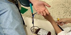 Ο σύλλογος "Άξιον Εστί" διοργανώνει εθελοντική αιμοδοσία