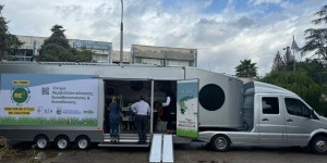 "Σπιτάκια ανακύκλωσης": Στο μικροσκόπιο η Ελλάδα για κακοδιαχείριση ευρωπαϊκών κονδυλίων