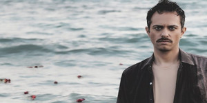 Η παράσταση "Βρωμιά" έρχεται στην Τρίπολη