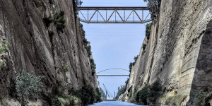 79χρονος εντοπίστηκε νεκρός μέσα στη διώρυγα Κορίνθου