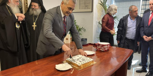 Δήμος Τρίπολης: Σε εορταστικό κλίμα η κοπή της πρωτοχρονιάτικης πίτας