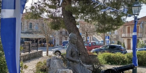 Η κοινότητα Ελληνικού τίμησε τον Θεόδωρο Κολοκοτρώνη