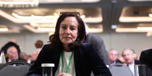 Διαμαντοπούλου για τη διαγραφή Κωνσταντινόπουλου: "Η αμφισβήτηση του προέδρου χωρίς πρόταση κάνει ζημιά στο ίδιο το κόμμα"