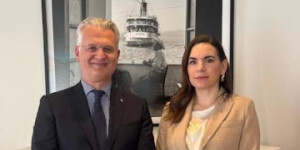Συνάντηση του Περιφερειάρχη Δημήτρη Πτωχού με την Υπουργό Τουρισμού Όλγα Κεφαλογιάννη