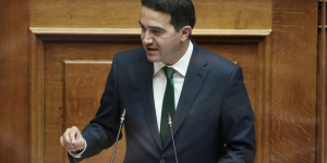 "Η Ελλάδα δεν χρειάζεται αγορά εργασίας που παράγει καλύτερους στατιστικούς δείκτες, αλλά καλύτερες ζωές"