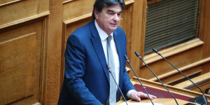Επίκαιρη ερώτηση Γιαννακούρα για το δρόμο Τρίπολης - Πύργου και το Λιβαδάκι (video)