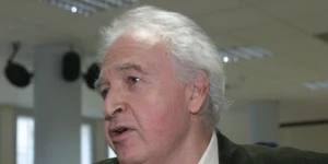 Αποφυλακίστηκε ο αρχηγός της 17 Νοέμβρη Αλέξανδρος Γιωτόπουλος
