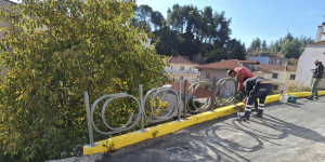 Τρίπολη: Τοποθετήθηκαν προστατευτικά κιγκλιδώματα στην οδό Παλούμπα