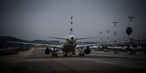 Συντριβή αεροσκάφους στο Καζακστάν λόγω σύγκρουσης με σμήνος πουλιών