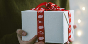 Εορτολόγιο: Ποιος γιορτάζει σήμερα 23 Μαΐου - Σε ποιους θα πείτε "χρόνια πολλά"