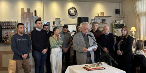 Έκοψε την πρωτοχρονιάτικη πίτα του ο Σύλλογος Απανταχού Στενιωτών "Οι Άγιοι Ανάργυροι"