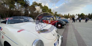 Εντυπωσιακά ιστορικά αυτοκίνητα στην πλατεία Άρεως (pics)