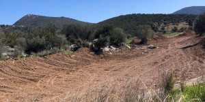 Συνεχίζονται οι καθαρισμοί ρεμάτων και οι εργασίες αποκατάστασης στην Π.Ε. Αργολίδας