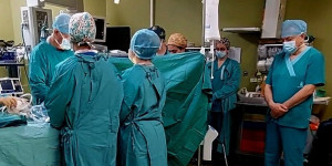 Ελάχιστος φόρος τιμής από τις χειρουργικές ομάδες για τον 3χρονο Άγγελο