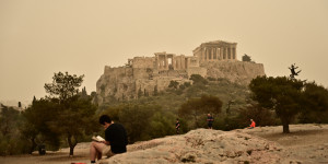 Ακίνητα στο ιστορικό κέντρο: Πόσο κοστίζουν – Το σπίτι των €48 εκατ. ευρώ με «πιάτο» την Ακρόπολη