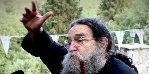 Ο π. Ευάγγελος Παπανικολάου στην Ιερά Μονή Καλτεζών