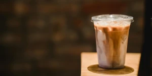 Έρευνα σοκ: Ο πιο ακριβός καφές της Ευρώπης… σε λεπτά εργασίας είναι στην Αθήνα