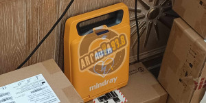 Παράδοση απινιδωτών σε φορείς από την Περιφέρεια Πελοποννήσου