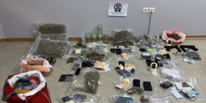 Εγκληματικό δίκτυο που διακινούσε κάνναβη και κοκαΐνη "ξήλωσε" η ΕΛ.ΑΣ.