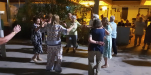 “Δημιουργούμε όμορφες στιγμές και πολύτιμες αναμνήσεις στα μέλη ΚΑΠΗ του Δήμου Τρίπολης”