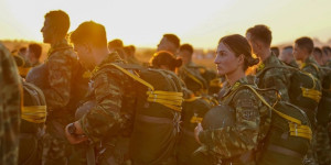 Αλλάζουν όλα στη στρατιωτική θητεία: Νέο καθεστώς για Ι5, απόδημους – Πώς θα υπηρετούν οι γυναίκες