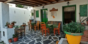 Κλείνει το ιστορικότερο χειμερινό καφενείο στην Αμοργό - «Τα φώτα σβήνουν όταν φεύγουν οι τουρίστες»