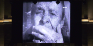 "ΜΙΚΡΑ ΑΣΙΑ- γη μαρτυρική": Η αφηγηματική μουσικοθεατρική παράσταση στην πλατεία Άρεως (ph-vd)